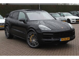 Porsche Cayenne 4.0 Turbo / Trekhaak / Panoramadak /