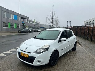 Renault Clio 1.5 dCi NavigatieAirco Parisienne (bj 2011)