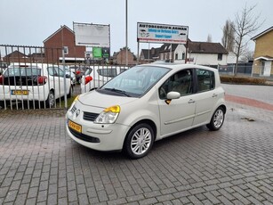 Renault Modus 1.6-16V Initiale