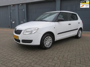 Skoda Fabia 1.2 Drive kleine 5 deurs nieuwe apk