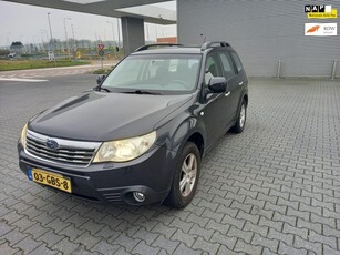 Subaru Forester 2.0 Luxury