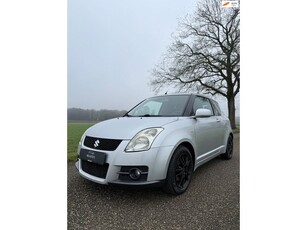 Suzuki Swift 1.6 Sport AIRCO / LMV / NIEUWE APK