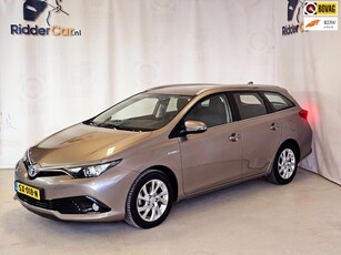 Toyota Auris Touring Sports 1.8 Hybrid