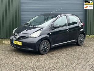 Toyota Aygo 1.0-12V +