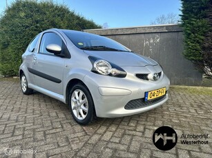 Toyota Aygo 1.0-12V + NAP AIRCO Elektrische Ramen sport