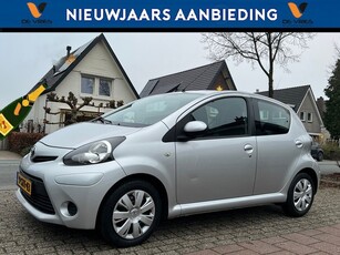 Toyota Aygo 1.0 VVT-i Comfort NL-AUTO-NAP APK T/M 01-2026!!