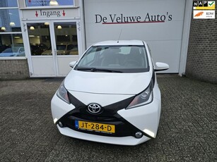 Toyota Aygo 1.0 VVT-i x-play AIRCO CRUISE USB AUX CAMERA NAP