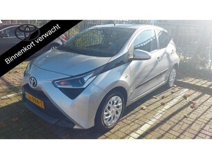 Toyota Aygo 1.0 VVT-i X-Play Automaat 1e eigenaar Airco