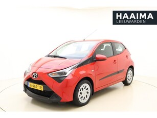 Toyota Aygo 1.0 VVT-i x-play Trekhaak Weinig kilometers