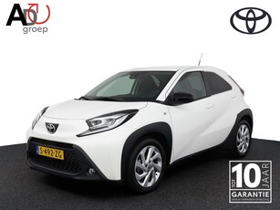 Toyota Aygo X 1.0 VVT-i MT first Apple Carplay/Android