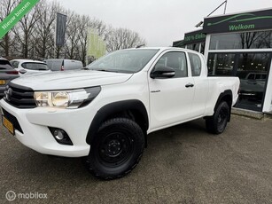 Toyota HiLux 2.4 D-4D-F Xtra Cab Cool Comfort