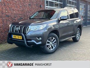 Toyota Land Cruiser 2.8 D-4D-F Challenger Window Van BTW