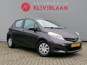 Toyota Yaris 1.0 VVT-i Now AIRCO TREKHAAK Wij bieden