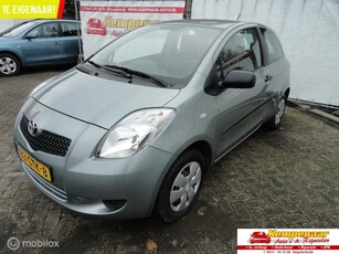 Toyota Yaris 1.0 VVTi +