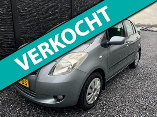 Toyota Yaris 1.3 VVTi Luna 5 Deurs NAP, Navi Airco