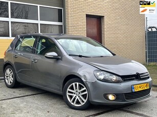 Volkswagen Golf 1.4 TSI Highline Rijbare schade