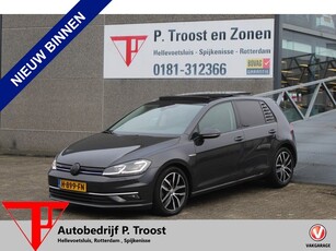 Volkswagen Golf 1.5 TSI Highline Automaat Panoramadak/Apple