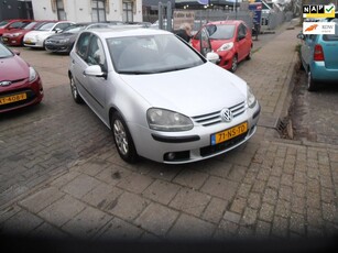 Volkswagen Golf 1.6 FSI Comfortline airco 5drs elek pak nap