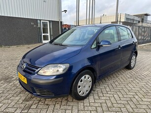 Volkswagen Golf Plus 1.6 FSI AIRCO 2005 BLAUW