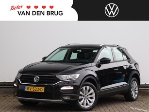 Volkswagen T-Roc 1.0 TSI Style Trekhaak Navigatie