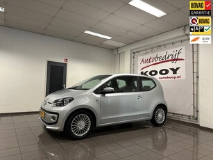 Volkswagen Up! 1.0 high up! BlueMotion * Navigatie / LM