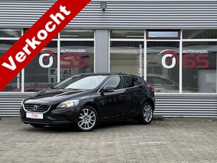 Volvo V40 2.0 D4 Summum Business AIRCO TREKHAAK NAVI