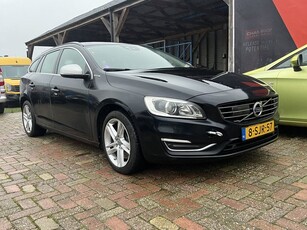 Volvo V60 2.4 D6 AWD Plug-In Hybrid Summum Lees tekst!