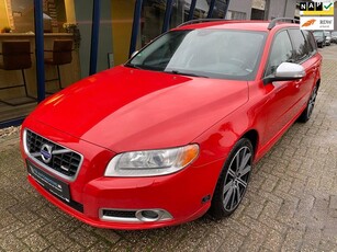 Volvo V70 2.5FT R-Design 230PK Automaat LEER / XENON / PDC / TREKHAAK