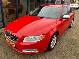 Volvo V70 2.5FT R-Design 230PK / LEER / XENON / PDC