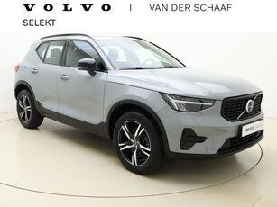 Volvo XC40 B4 211PK Plus Dark / H&K audio / Trekhaak /