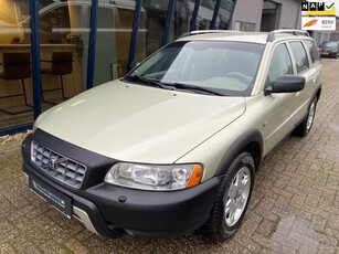 Volvo XC70 2.5 T Summum Automaat 4WD / Youngtimer