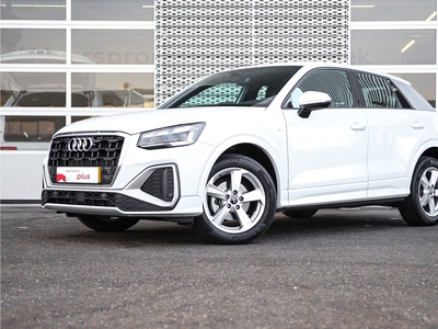 AUDI Q2 35TFSI 150PK S Edition | Achteruitrijcamera | Parkeersensoren Voor | Stoelverwarming | Stuurwiel Afgevlakt |