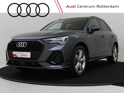 AUDI Q3 35 TFSI S edition | Trekhaak | Panoramadak | Achteruitrijcamera | Stoelverwarming | Keyless | Virtual cockpit Plus | Elektrisch verstelbare voorstoelen | Adaptieve cruise control |