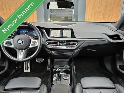 BMW 118i M-Sport Pano Stoel/stuurverw. DAB Org. NL