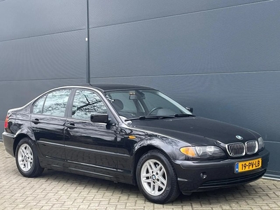 BMW 3 Serie 318i Edition NWE APK AUTOMAAT NAVI CLIMA PDC