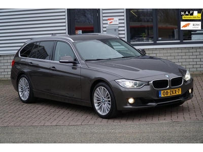 BMW 3-serie Touring 320i High Executive NAVI LEDER BI-XENON