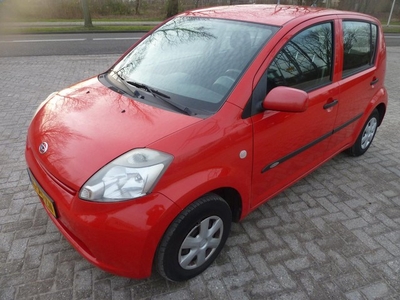 Daihatsu Sirion 2 1.0-12V Trend