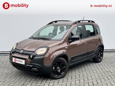 Fiat Panda Panda 1.2 Trussardi Cross | Uniek | Trekhaak | Climate Control | Bluetooth | PDC achter