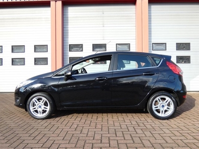 Ford Fiesta 1.0 EcoBoost Titanium 5 drs. Navigatie