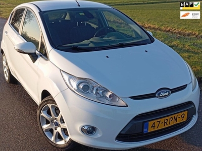 Ford Fiesta 1.25 Titanium / 2011 5 drs titanium