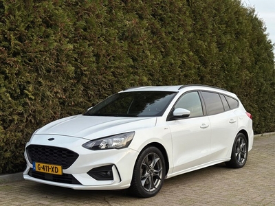 Ford Focus Wagon 1.0 EcoBoost ST Line CarPlay