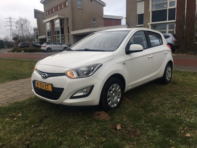 Hyundai i20 1.2i i-Catcher, Airco, Weinig km, aantoonbaar.