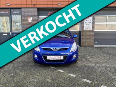 Hyundai I20 1.4i unieke km stand nap vol automaat 1 eigenaar