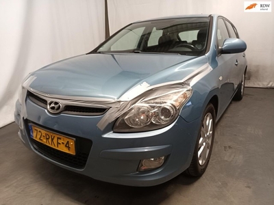 Hyundai I30 1.6i Dynamic Business SCHADEAUTO!!!