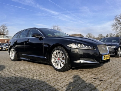 Jaguar XF Sportbrake 2.2D Aut. *VOLLEDER NAVI-FULLMAP