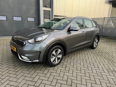 Kia Niro 1.6 GDi Hybrid DynamicLine, Trekhaak, Camera, LED