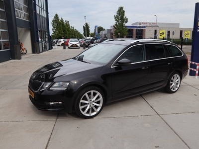 Škoda Octavia Combi 1.0 TSI Business FULL LED, half leder, licht&tech pakket, trekhaak SALE!!