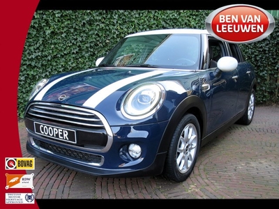 MINI Cooper 1.5 Pepper 5-drs F55 LCI met LED, Navi