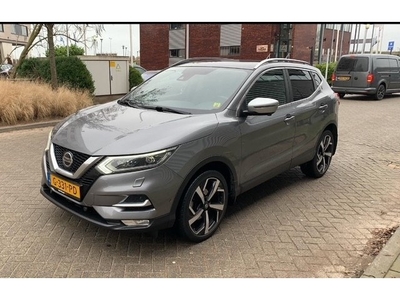 Nissan QASHQAI 1.3 DIG-T Tekna + / Panoramadak / 360Camera