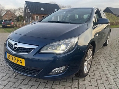 Opel Astra Sports Tourer 1.4 Turbo Cosmo (bj 2012)